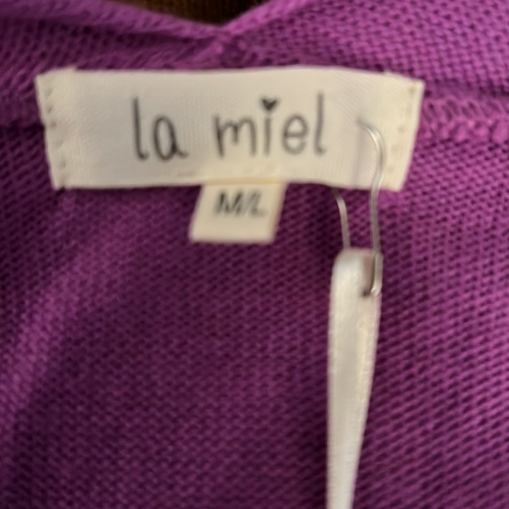 THREE La Miel boutique sweaters, size M/L NWT! - Picture 4 of 6